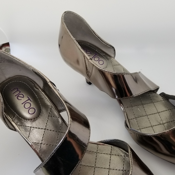 Me Too Strappy Mary Jane in Silver - Size 7 - Picture 2 of 4